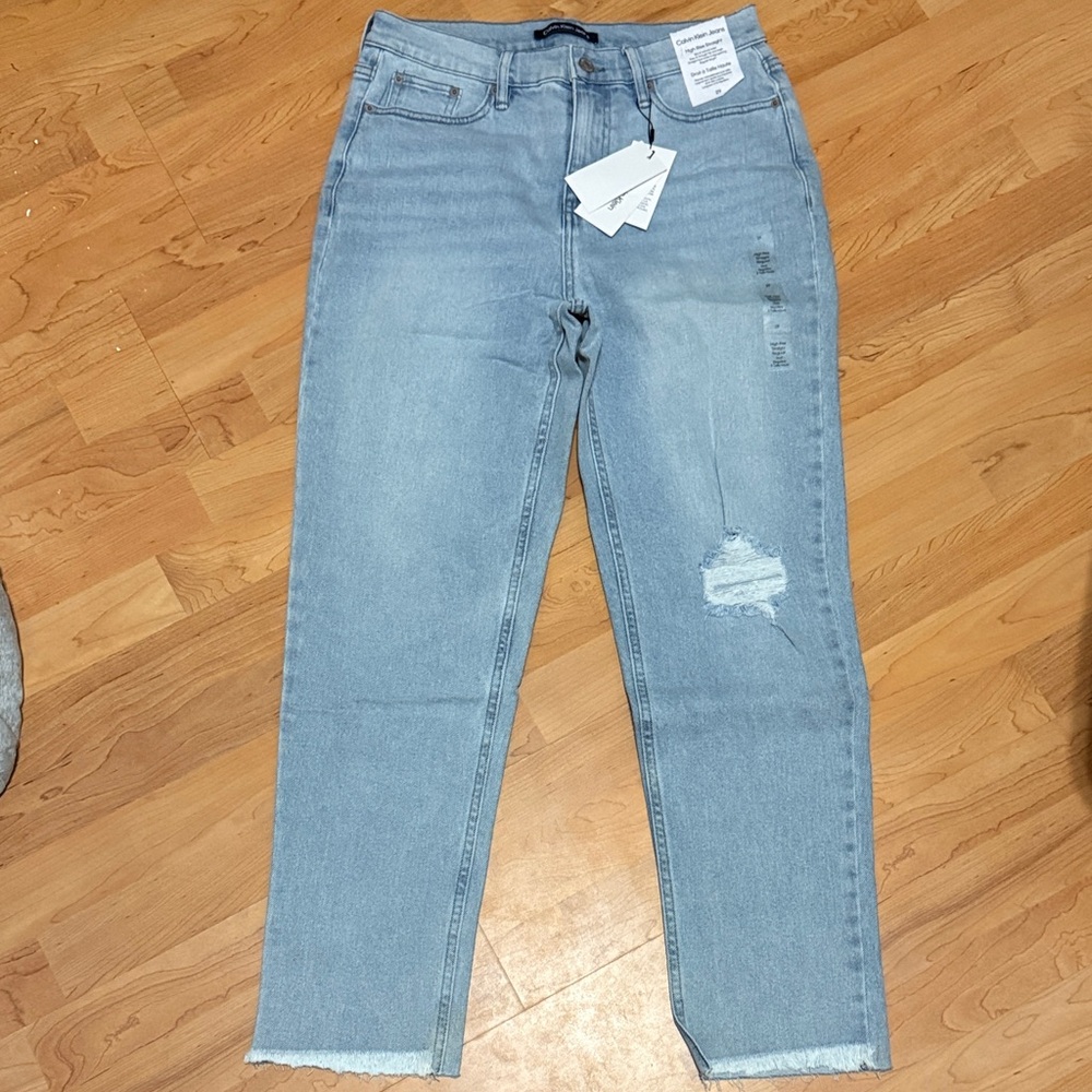 Calvin Klein Jeans Light Wash Straight Leg Women's Jeans